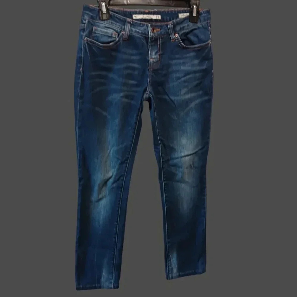 Leara woman premium denimwear collection slim fit jeans size 2